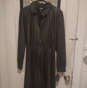 Elegant Black Long Sleeve Dress